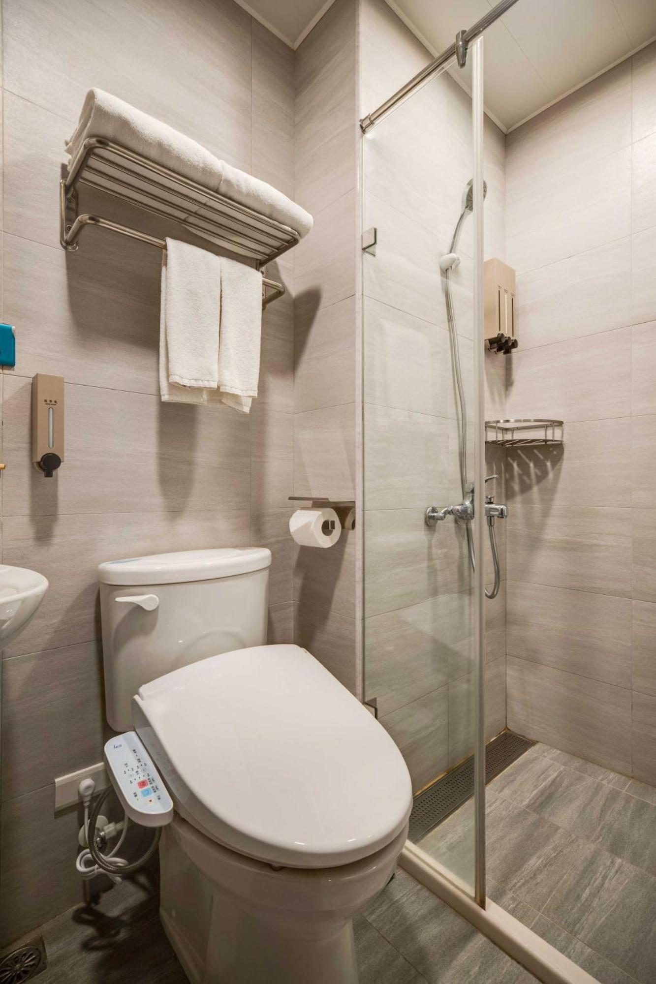 Funstay Chengdu bahay-panuluyan *