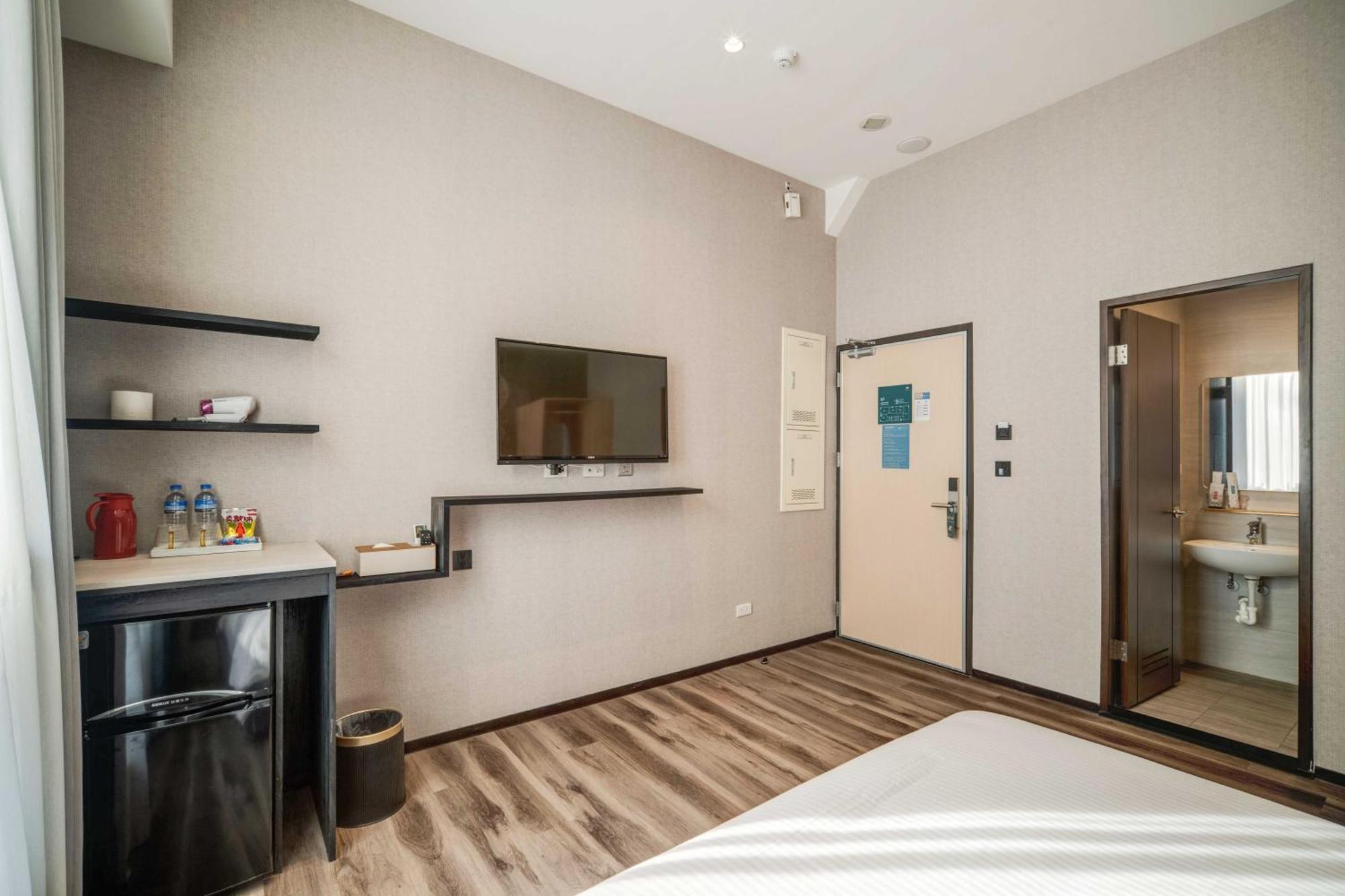 Funstay Chengdu Taipei